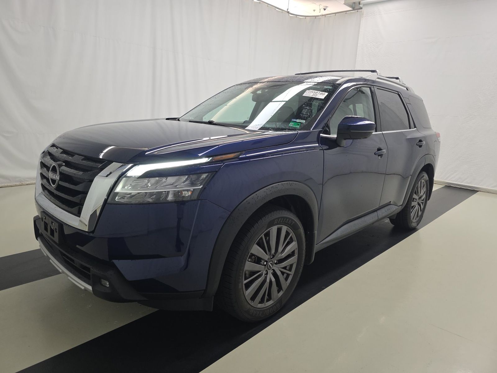 2022 NISSAN PATHFINDER SL - 1
