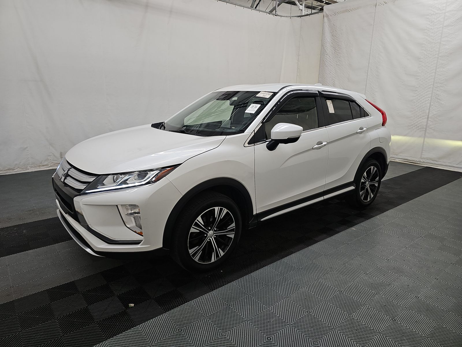2020 MITSUBISHI ECLIPSE CROSS SE - 1