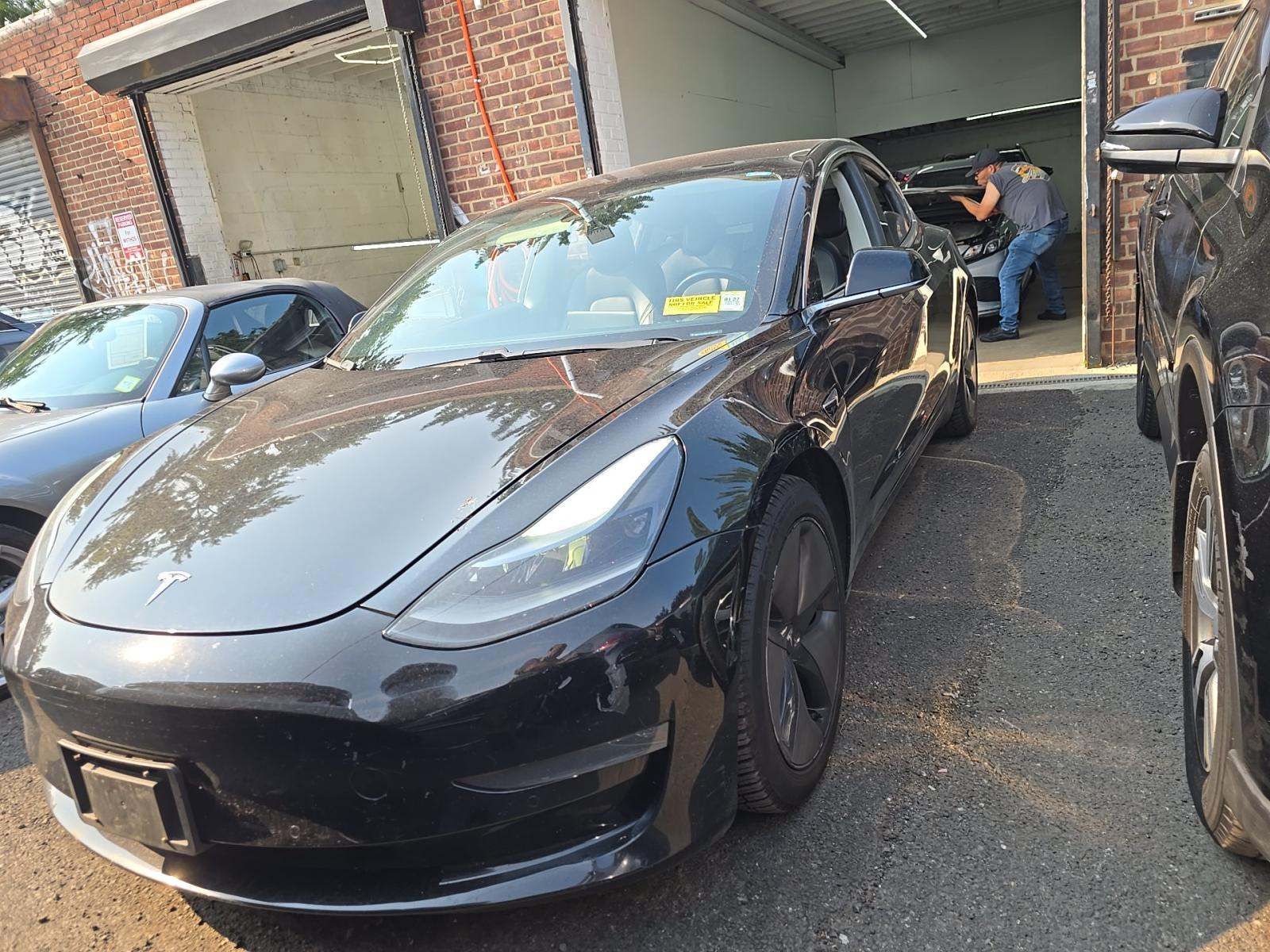 2018 TESLA MODEL 3 LONG Range - 1