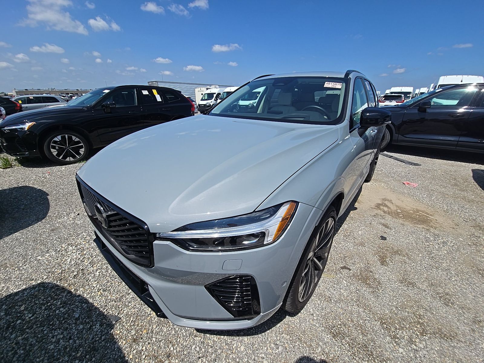 2026 VOLVO XC60 B5 Ultra - 1