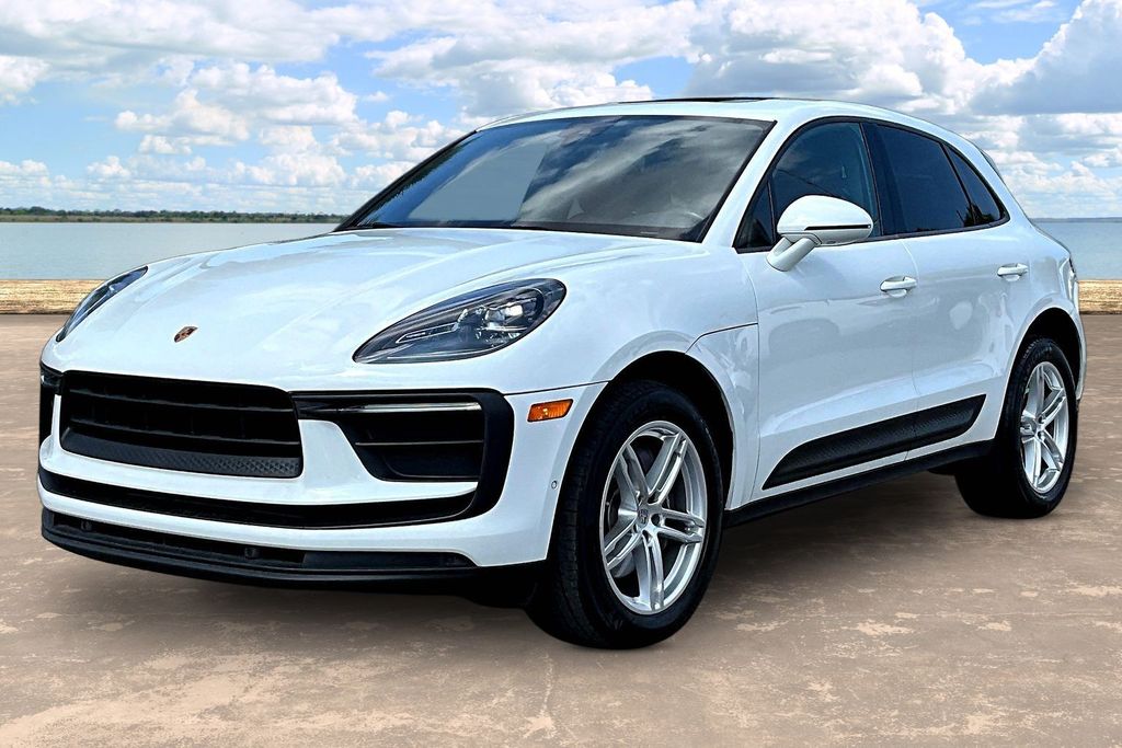 2022 PORSCHE MACAN Base - 1