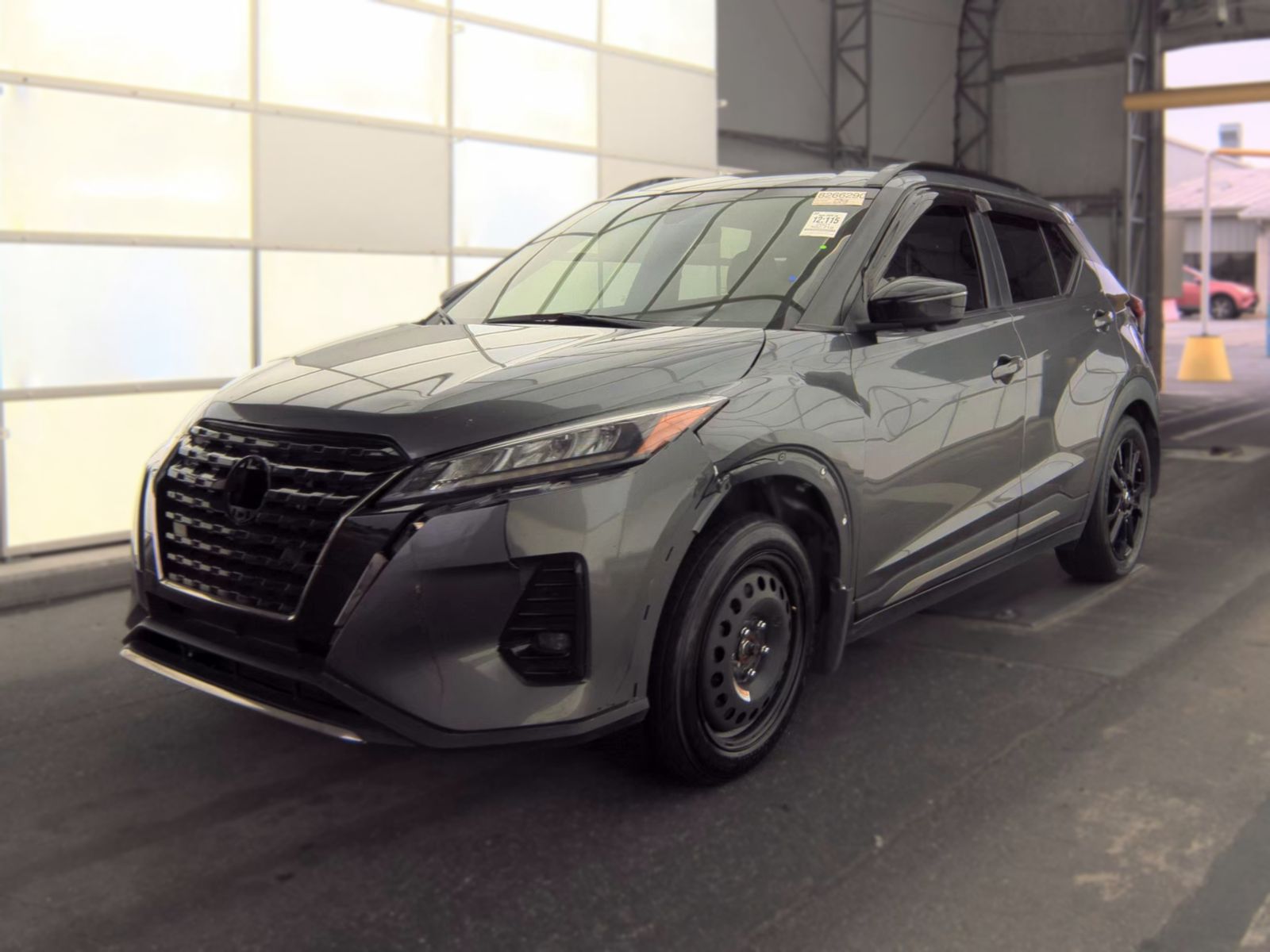2021 NISSAN KICKS SR - 1