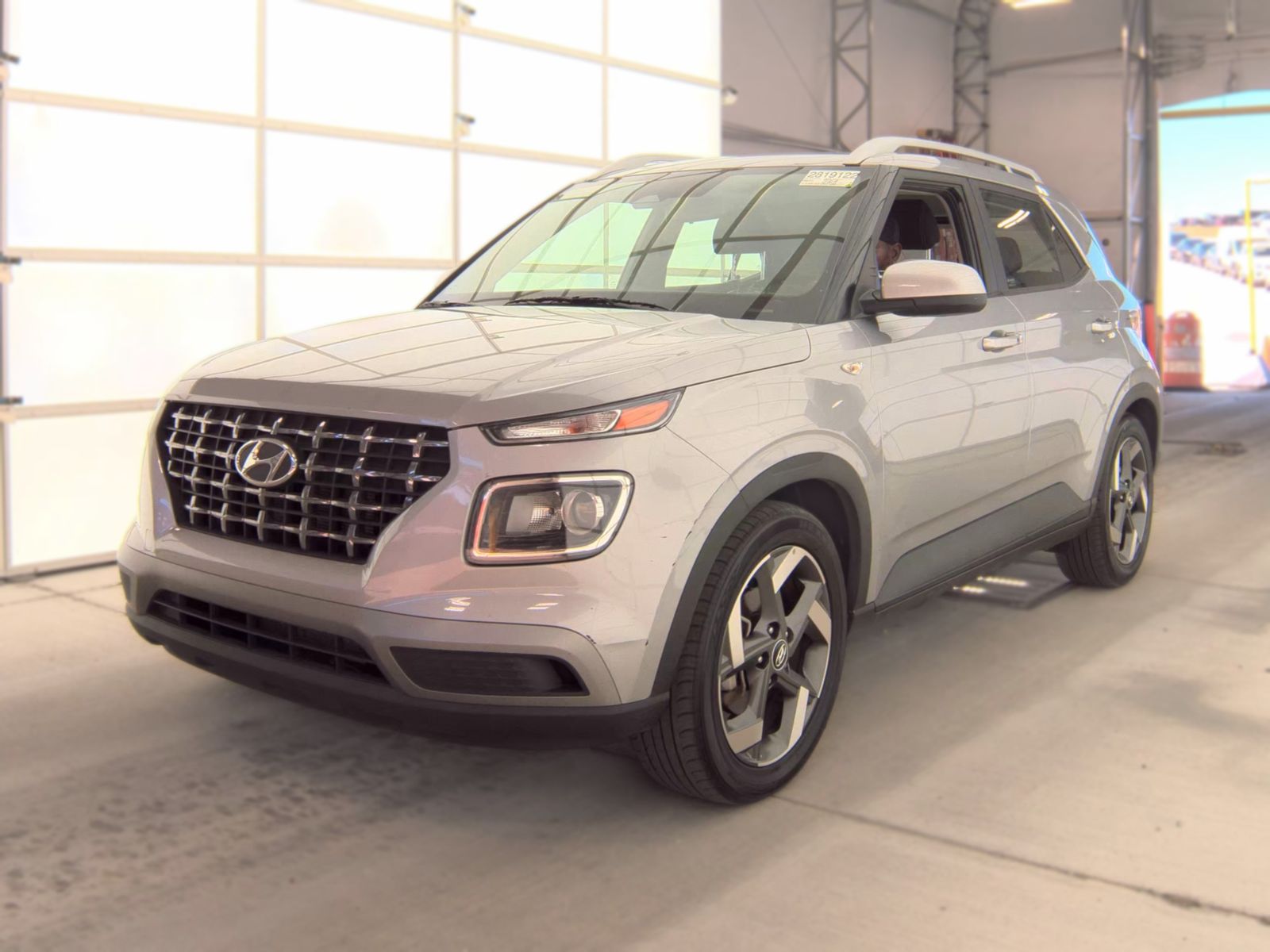 2025 HYUNDAI VENUE SEL - 1