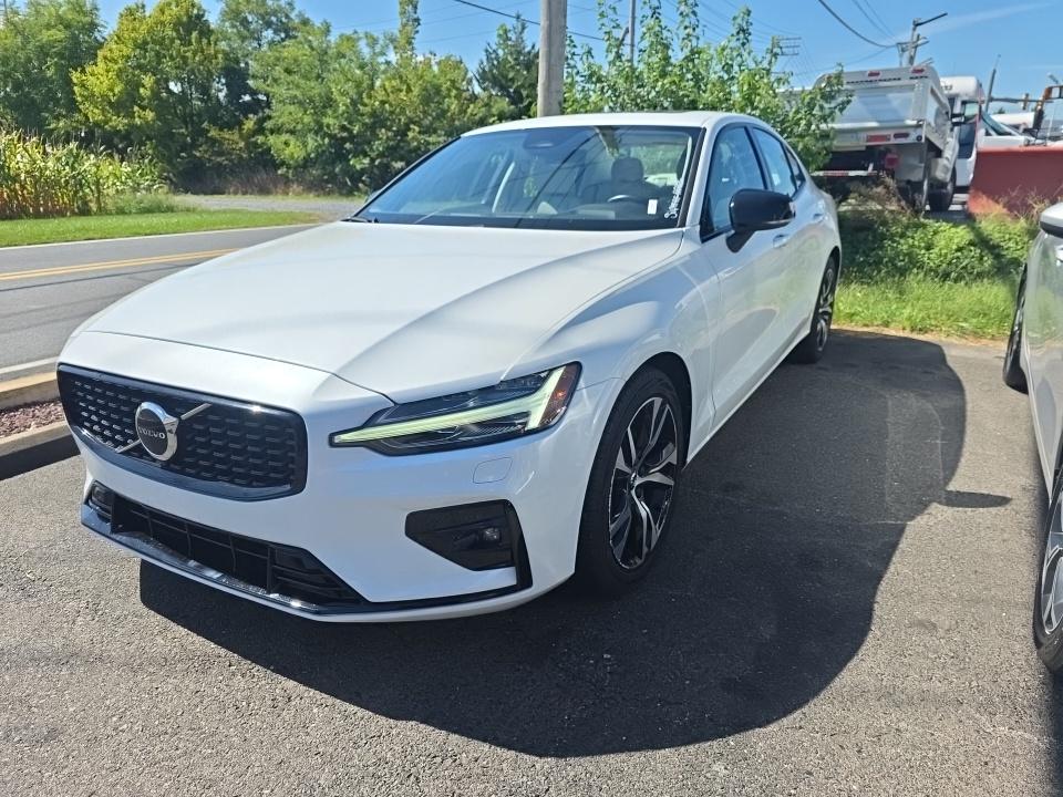 2024 VOLVO S60 B5 Core - 1