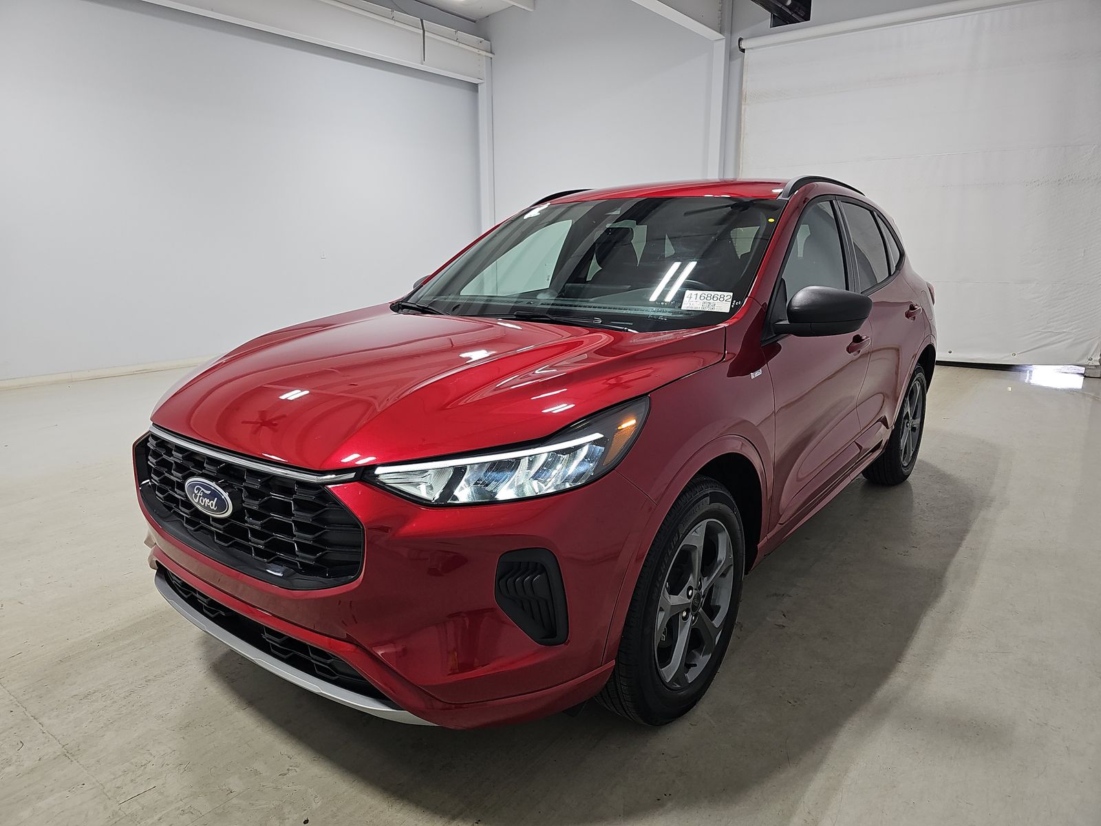 2024 FORD ESCAPE ST-Line - 1