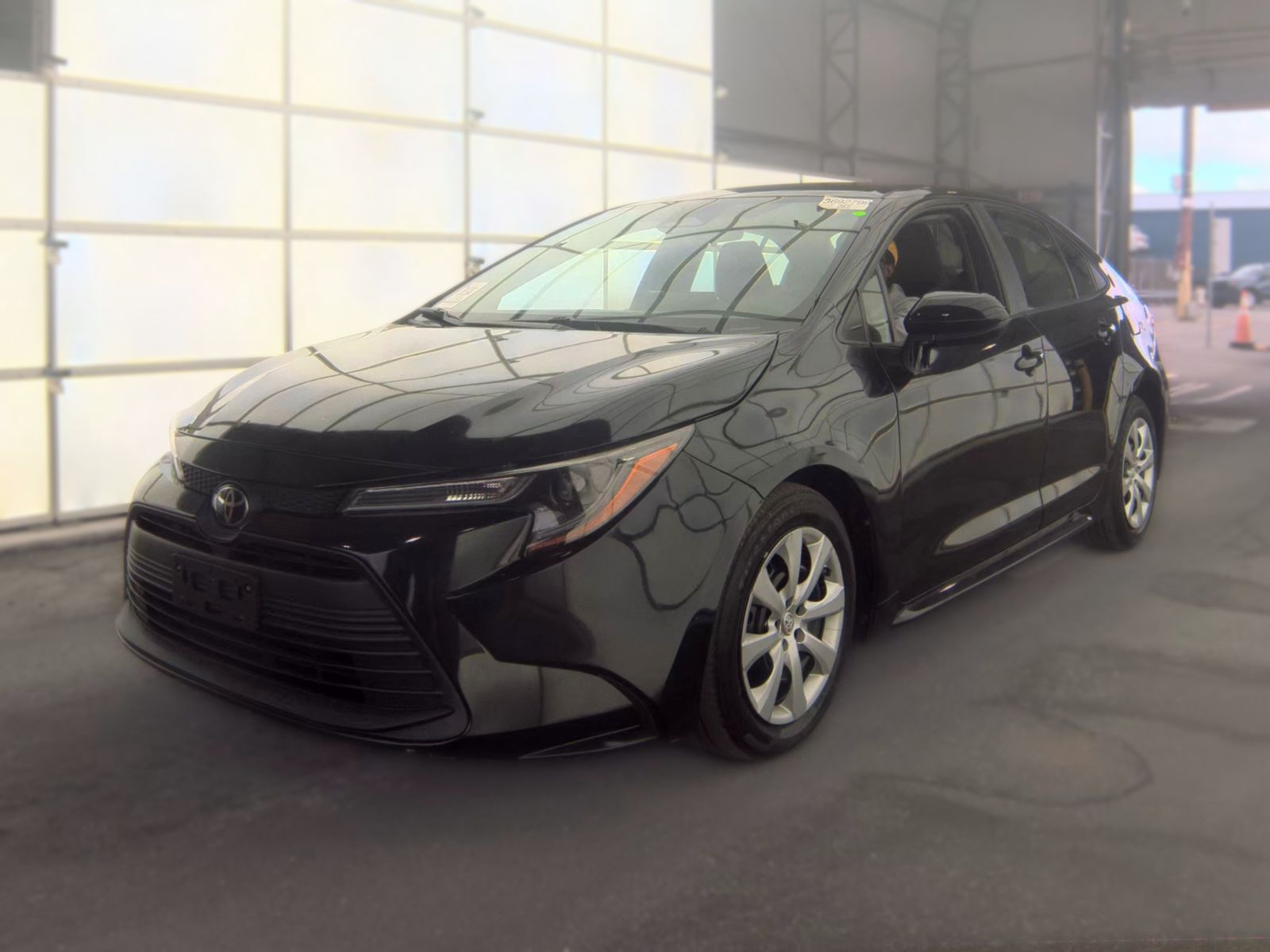 2023 TOYOTA COROLLA LE - 1