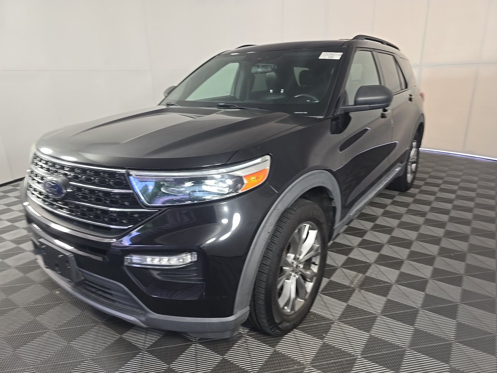 2020 FORD EXPLORER XLT - 1