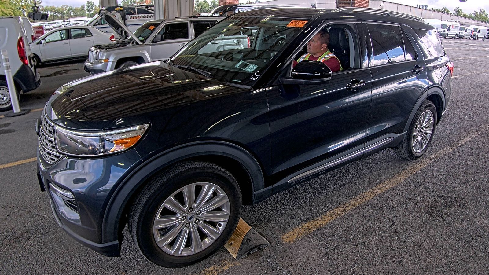2022 FORD EXPLORER Limited - 1