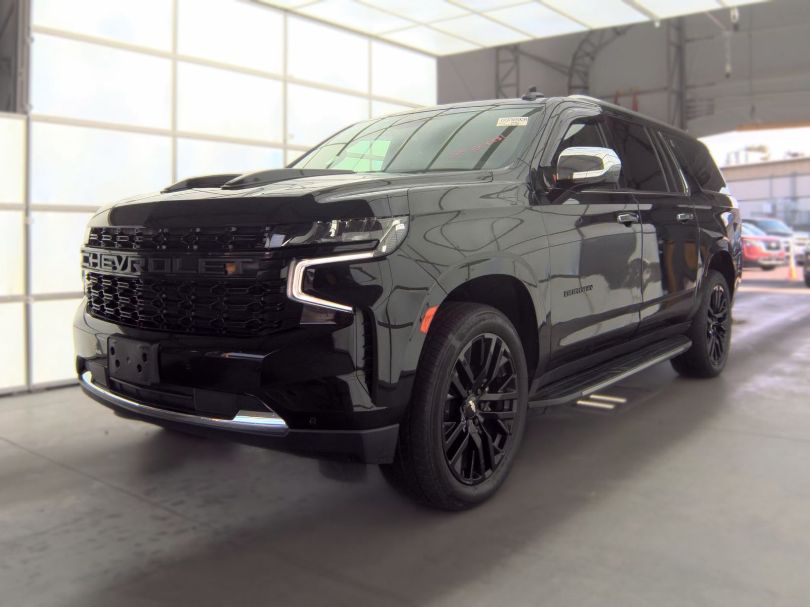 2023 CHEVROLET SUBURBAN Premier - 1