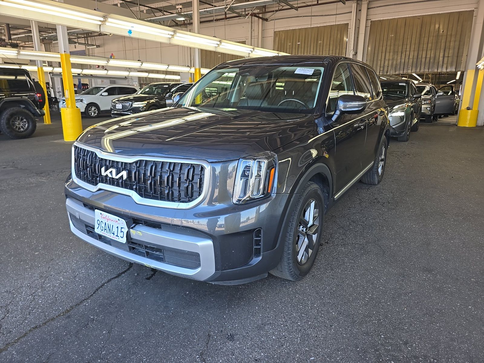 2023 KIA TELLURIDE LX - 1
