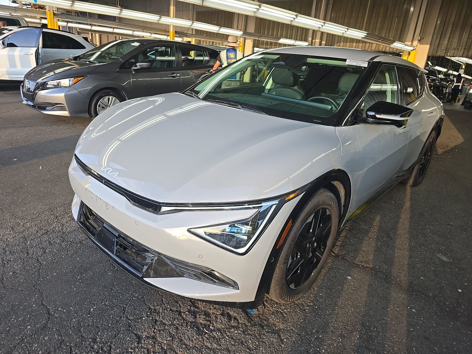 2025 KIA EV6 Wind - 1