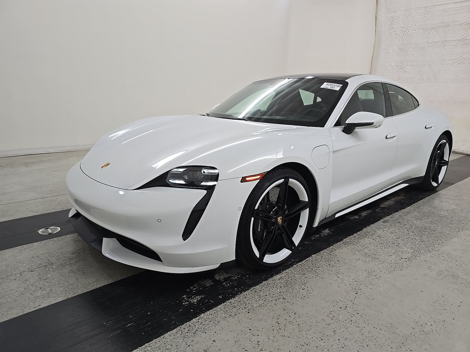 2020 PORSCHE TAYCAN Turbo - 1