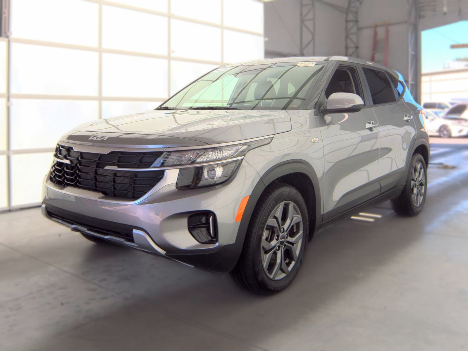 2024 KIA SELTOS LX - 1