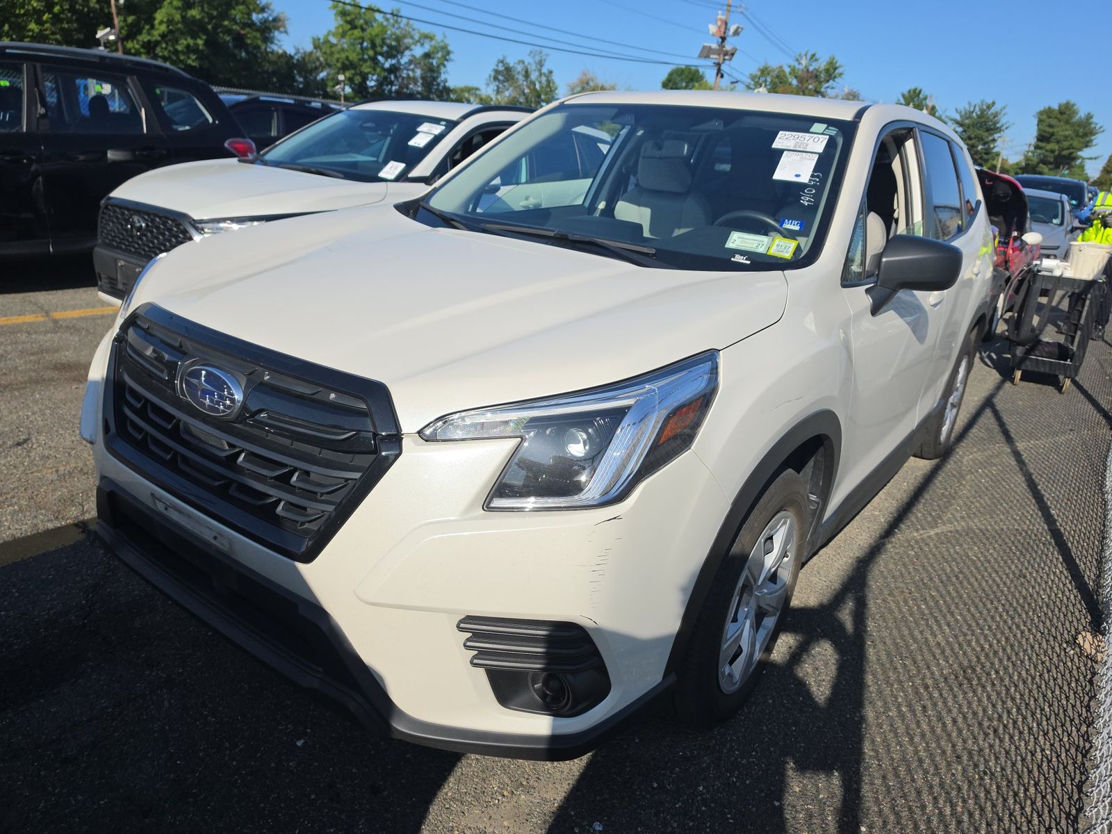 2023 SUBARU FORESTER Base - 1