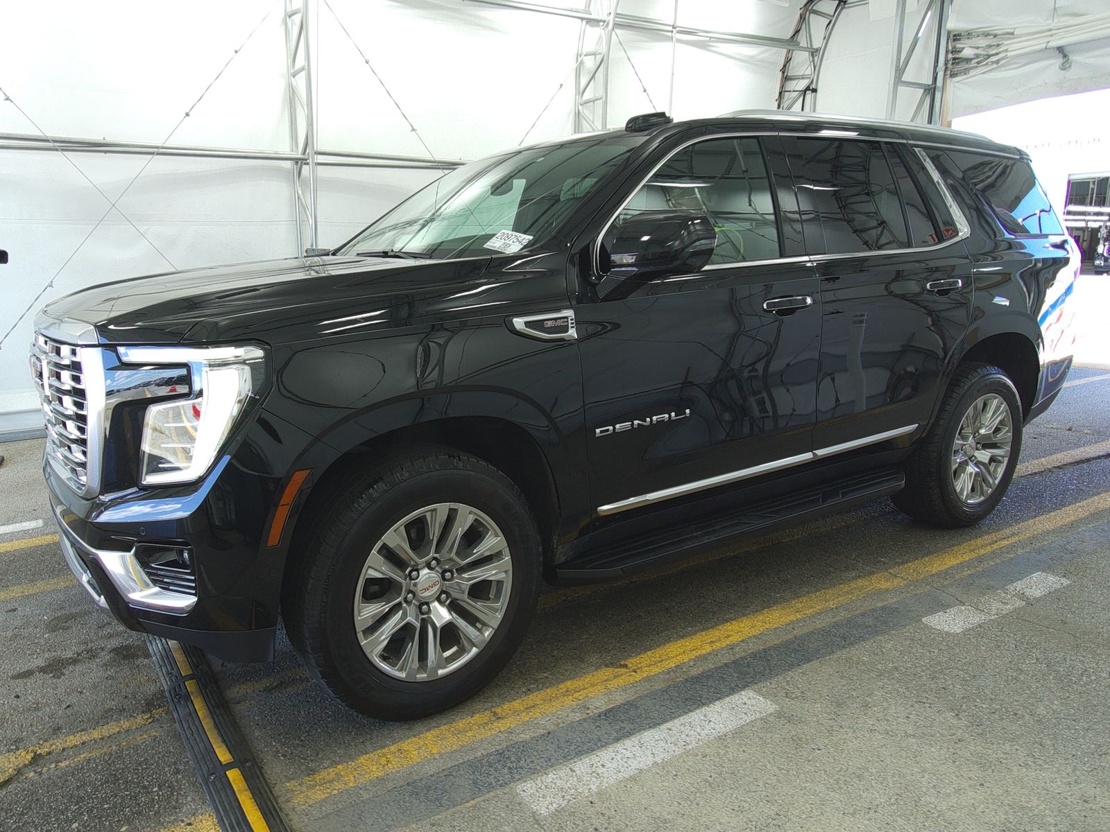 2025 GMC YUKON Denali - 1