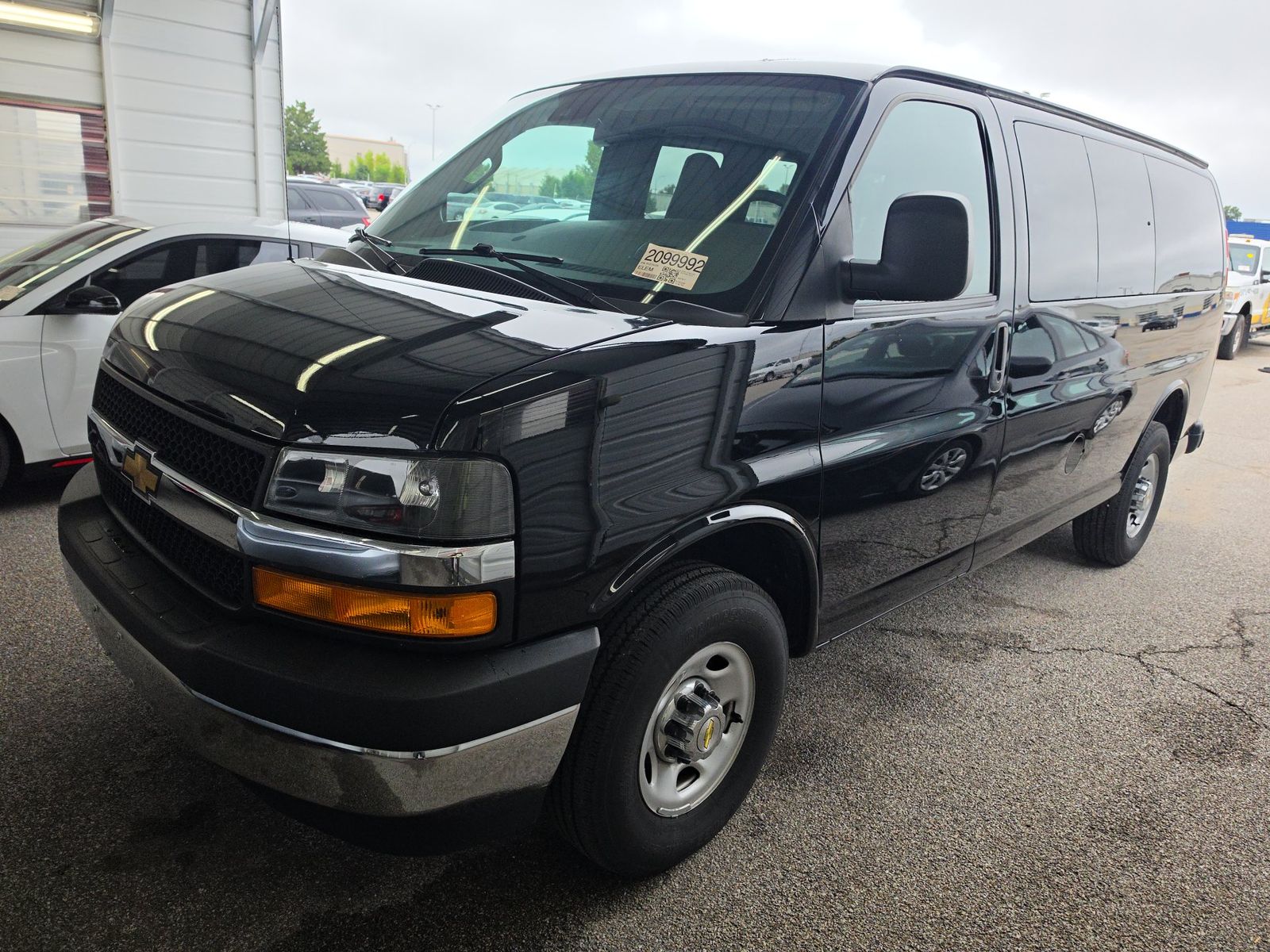 2024 CHEVROLET EXPRESS 2500 LT - 1