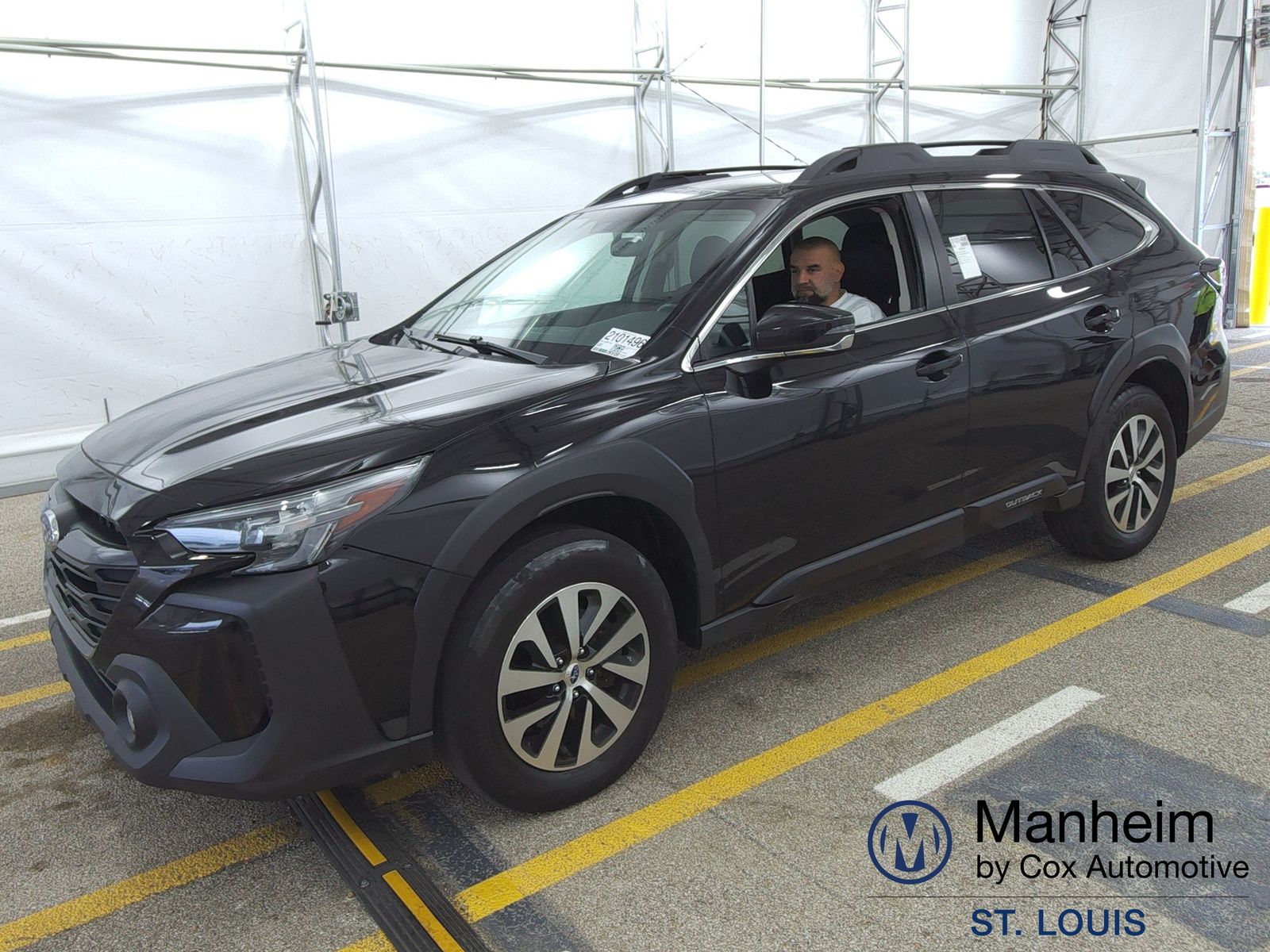 2023 SUBARU OUTBACK Premium - 1