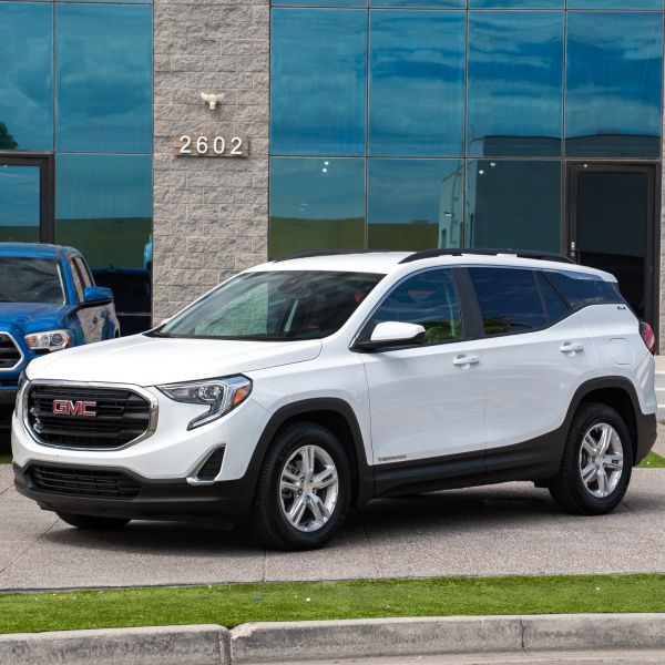 2021 GMC TERRAIN SLE - 1
