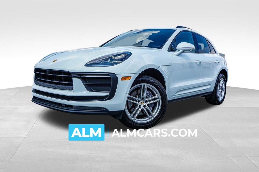 2022 PORSCHE MACAN Base - 1