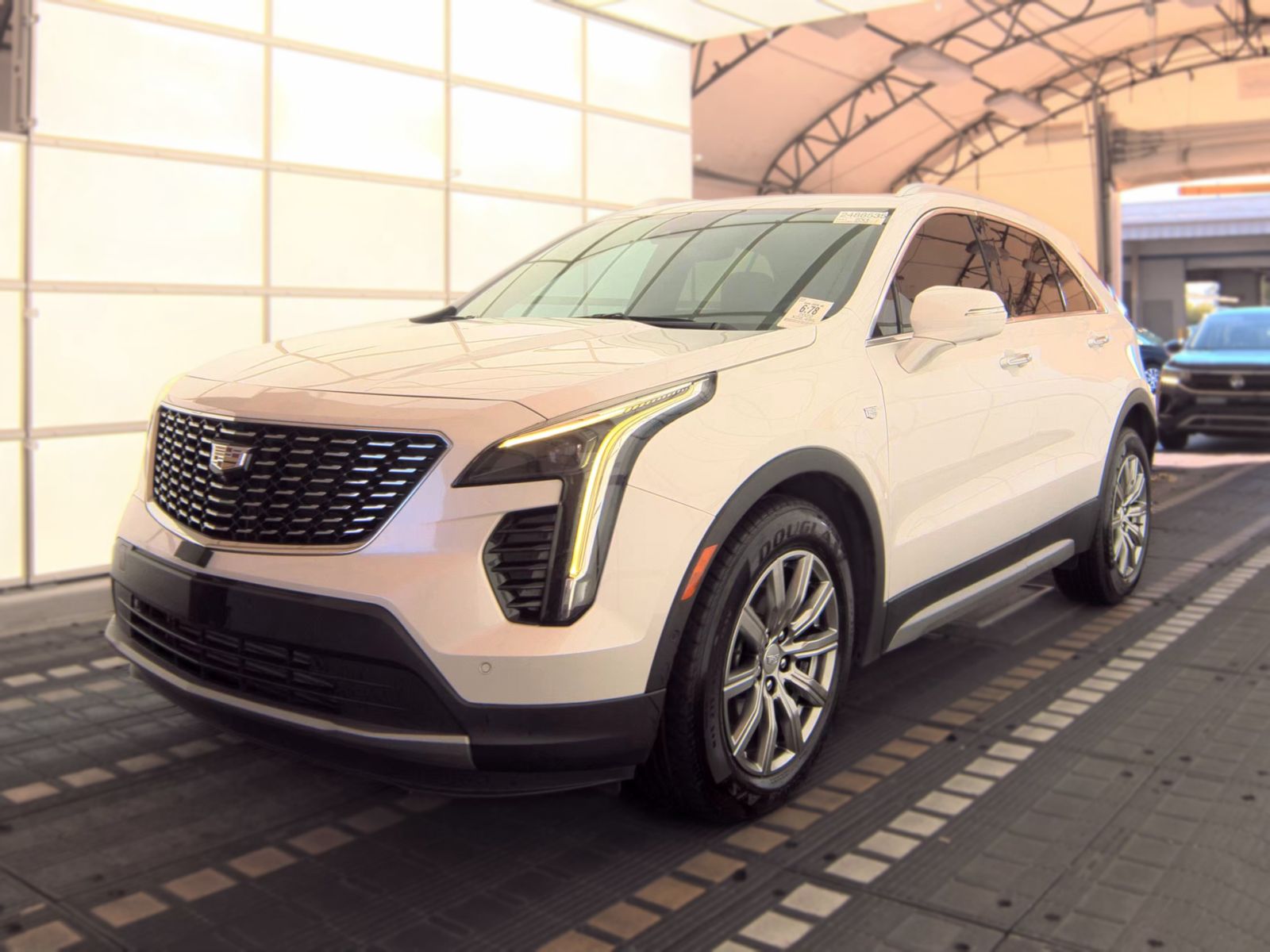 2022 CADILLAC XT4 PREMIUM Luxury - 1