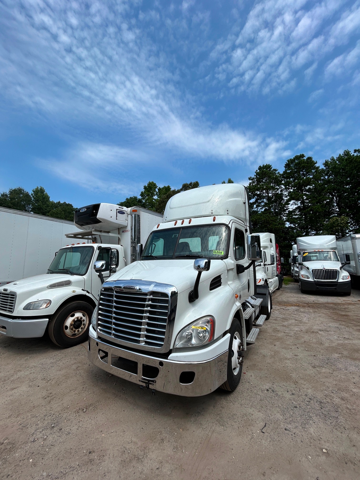 2018 FREIGHTLINER CASCADIA 113 Base - 1