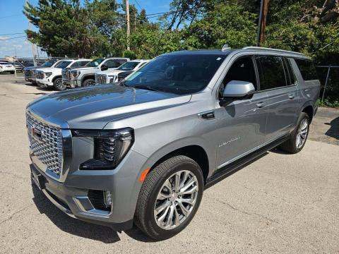 2023 GMC YUKON XL Denali - 1