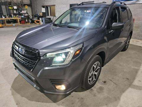 2022 SUBARU FORESTER Premium - 1