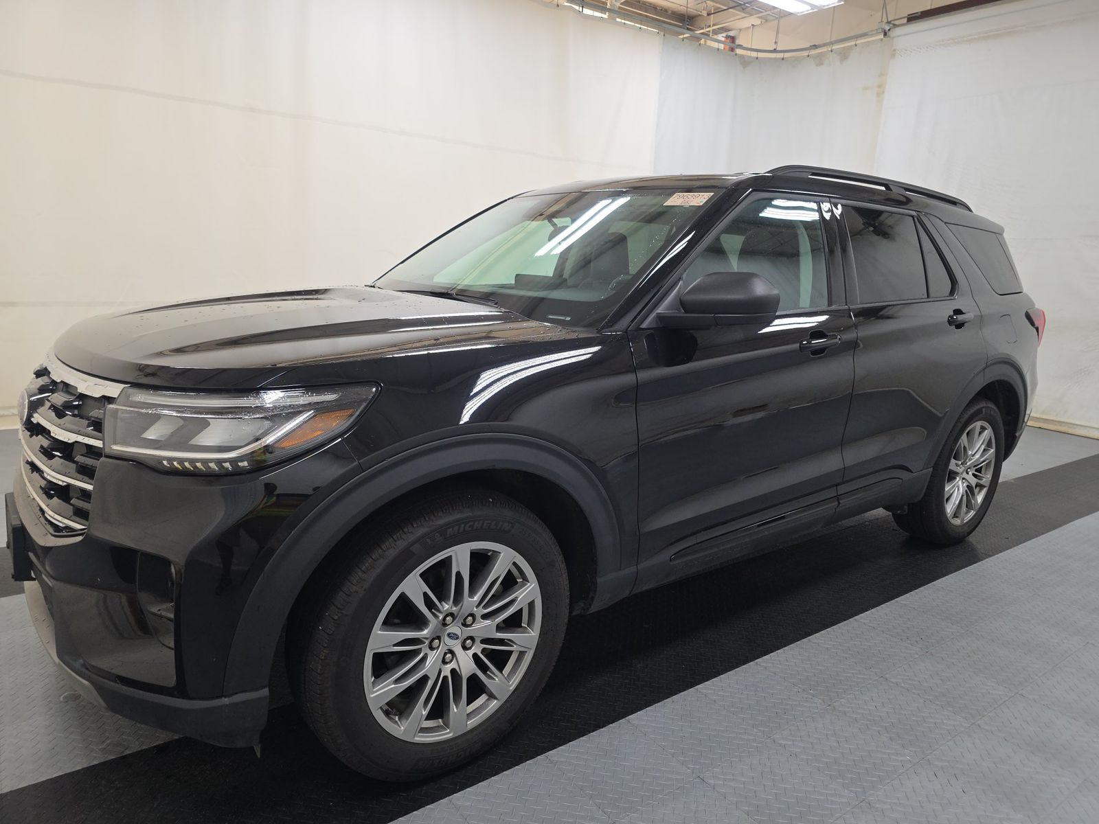 2026 FORD EXPLORER Active - 1