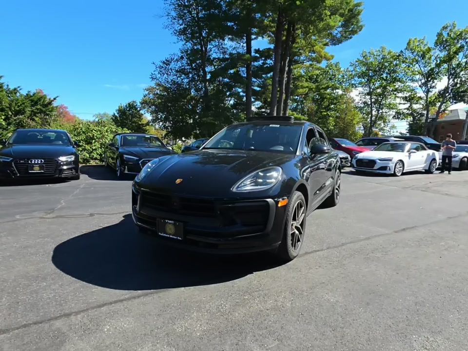 2023 PORSCHE MACAN Base - 1