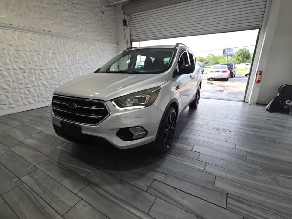 2019 FORD ESCAPE SE - 1