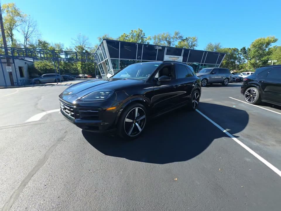 2024 PORSCHE CAYENNE Base - 1