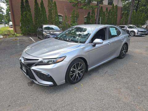 2024 TOYOTA CAMRY SE - 1