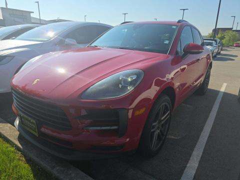 2019 PORSCHE MACAN Base - 1