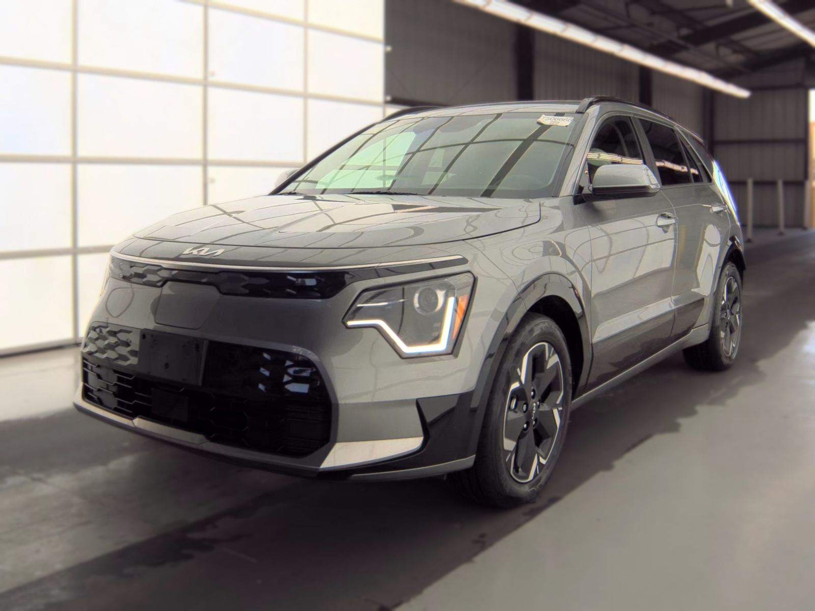2023 KIA NIRO EV Wind - 1