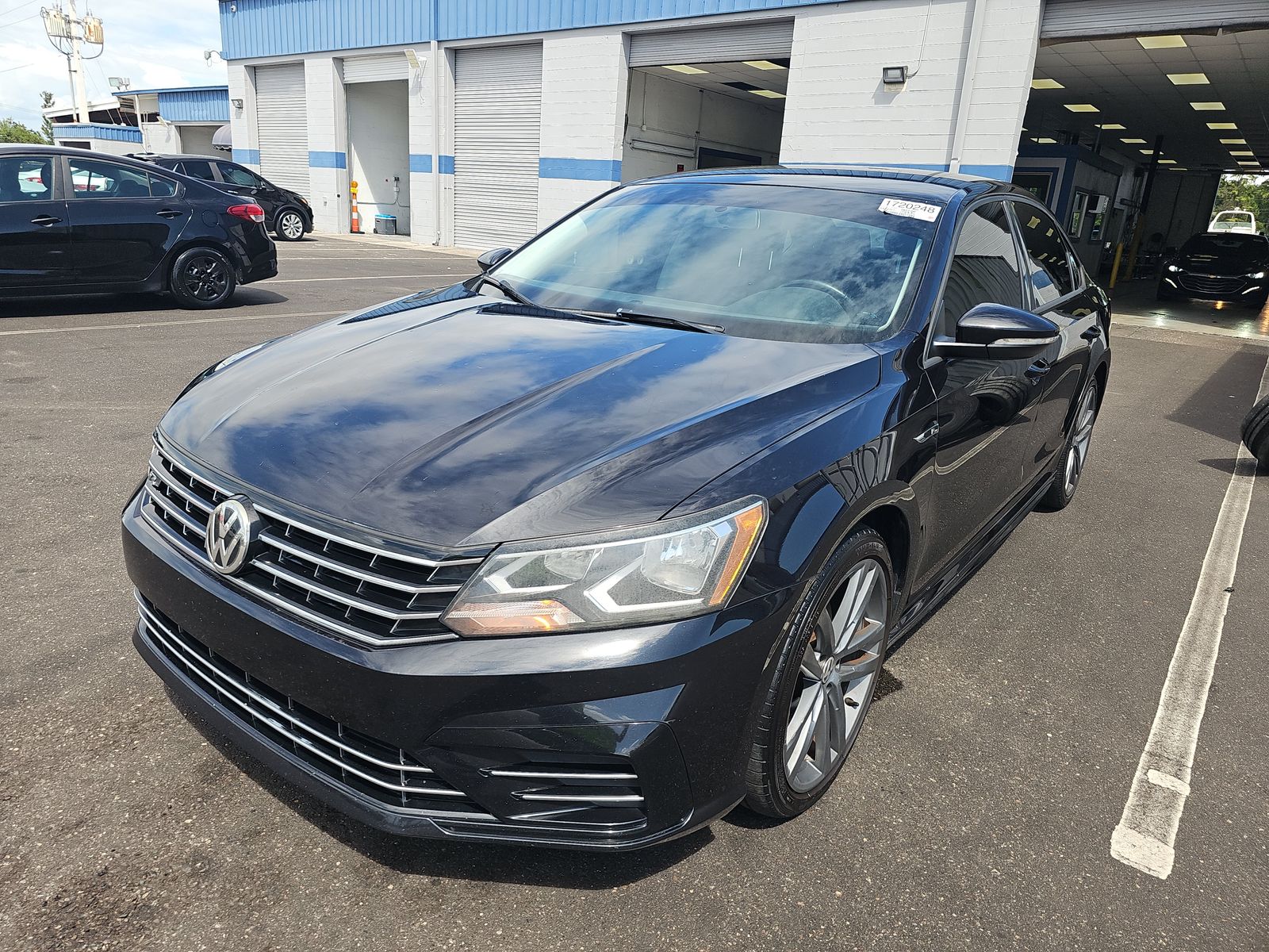 2018 VOLKSWAGEN PASSAT 2.0T S - 1
