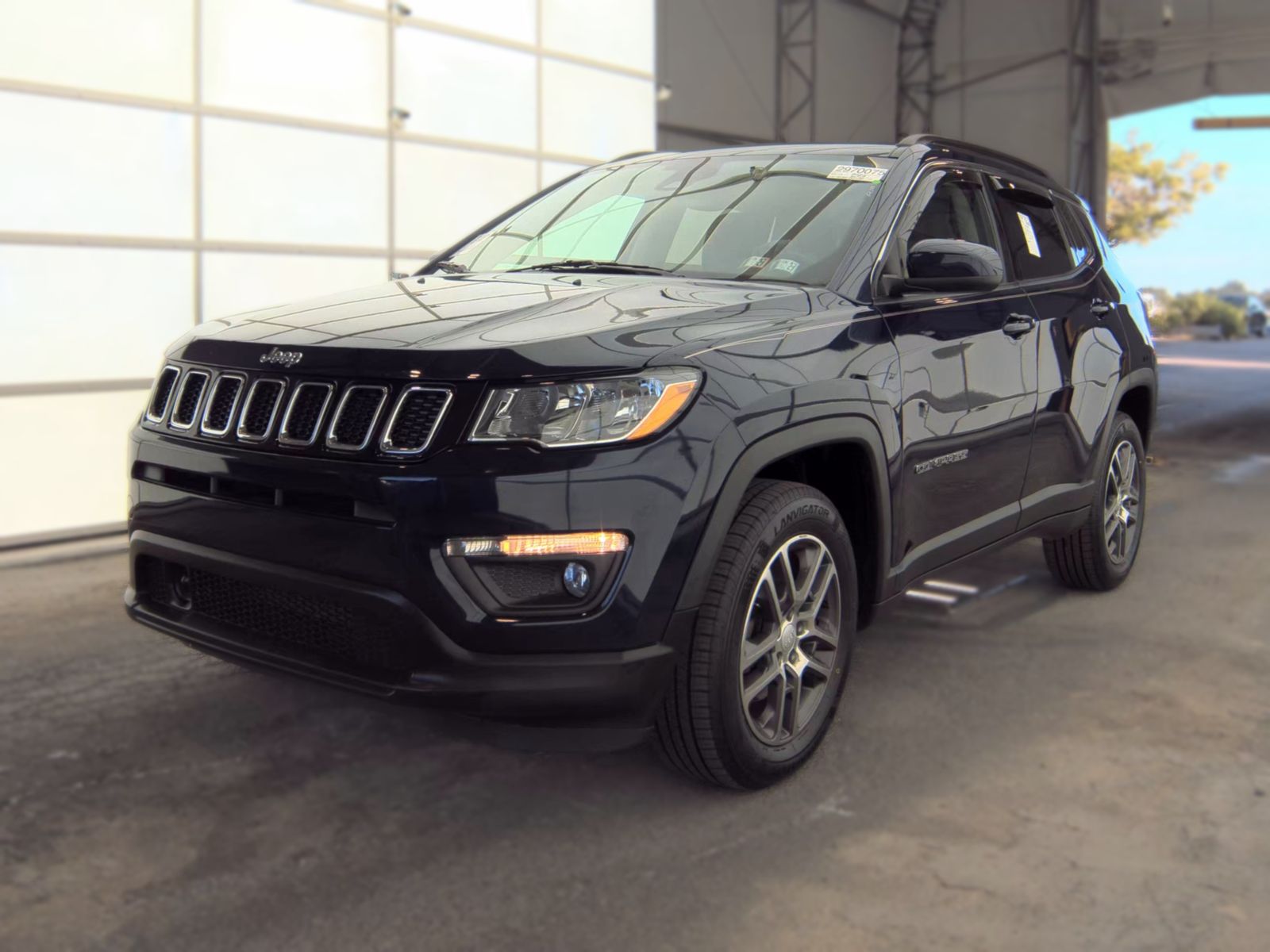2020 JEEP COMPASS Latitude - 1