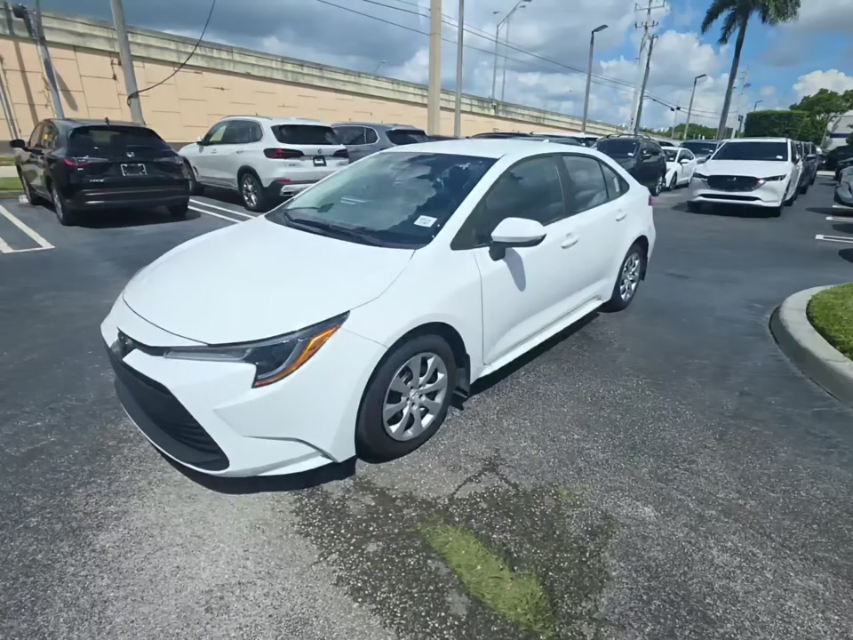 2025 TOYOTA COROLLA LE - 1