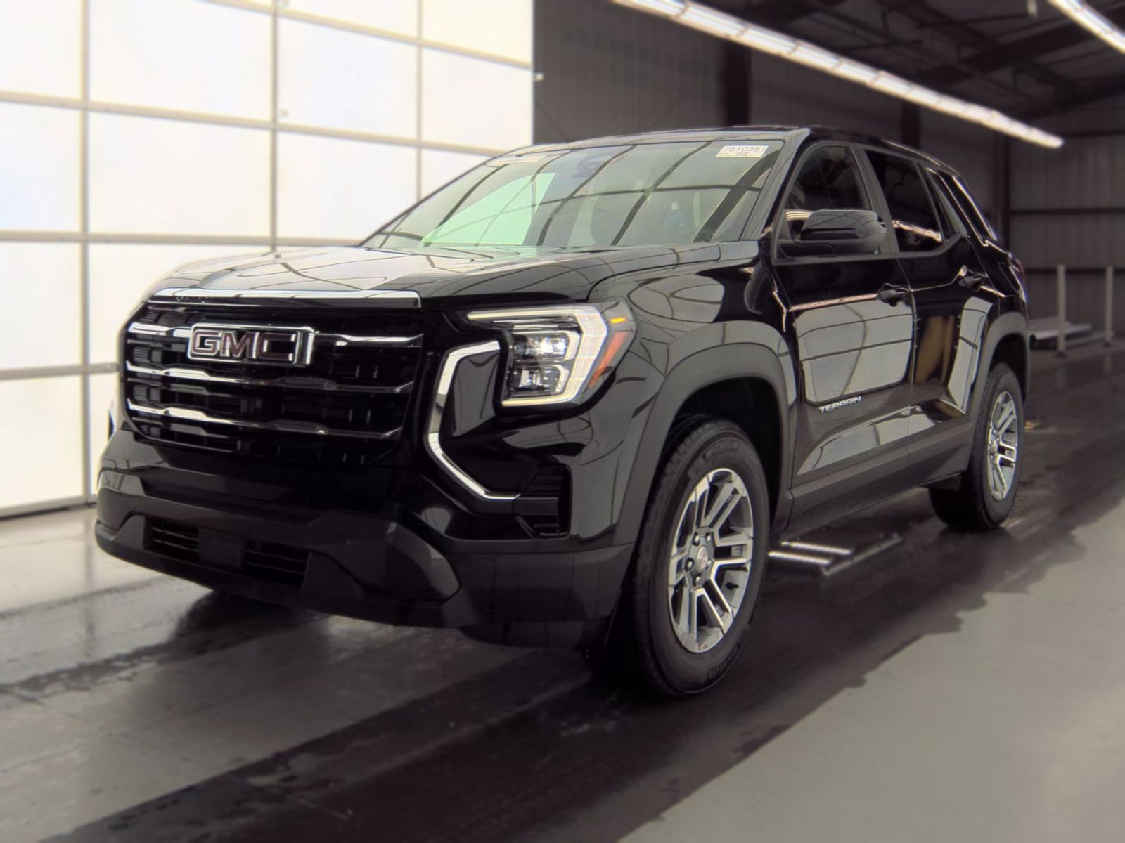 2026 GMC TERRAIN Elevation - 1