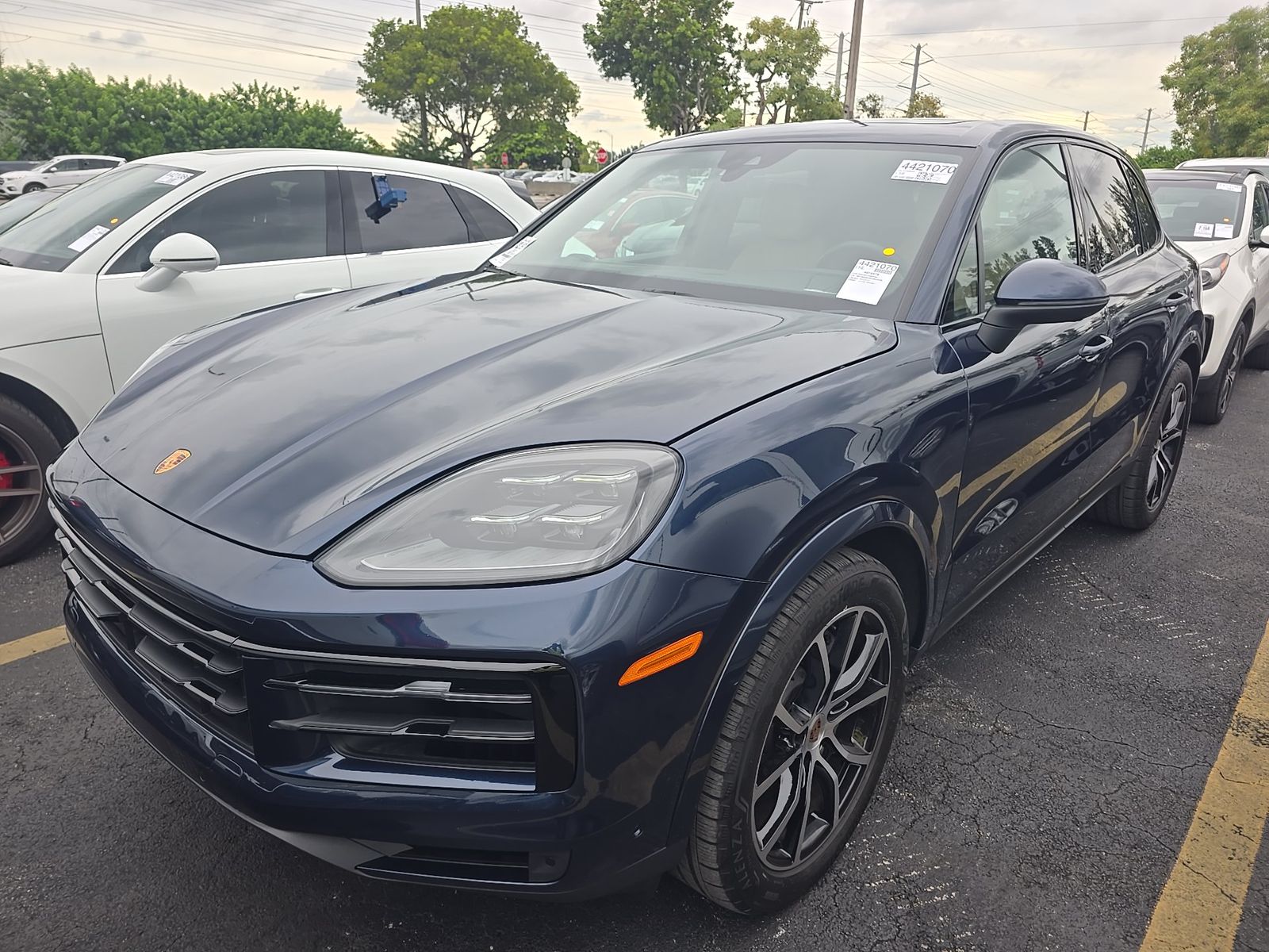 2025 PORSCHE CAYENNE Base - 1