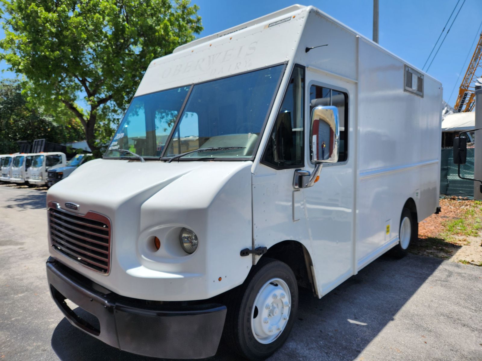 2018 FREIGHTLINER MT45C - 1