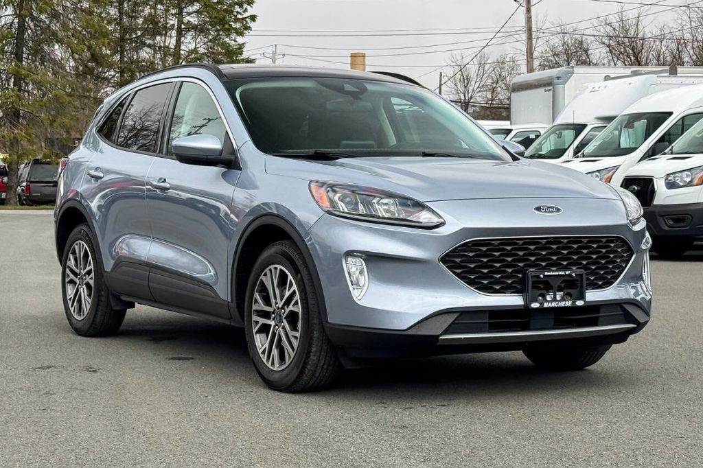 2022 FORD ESCAPE SEL - 1