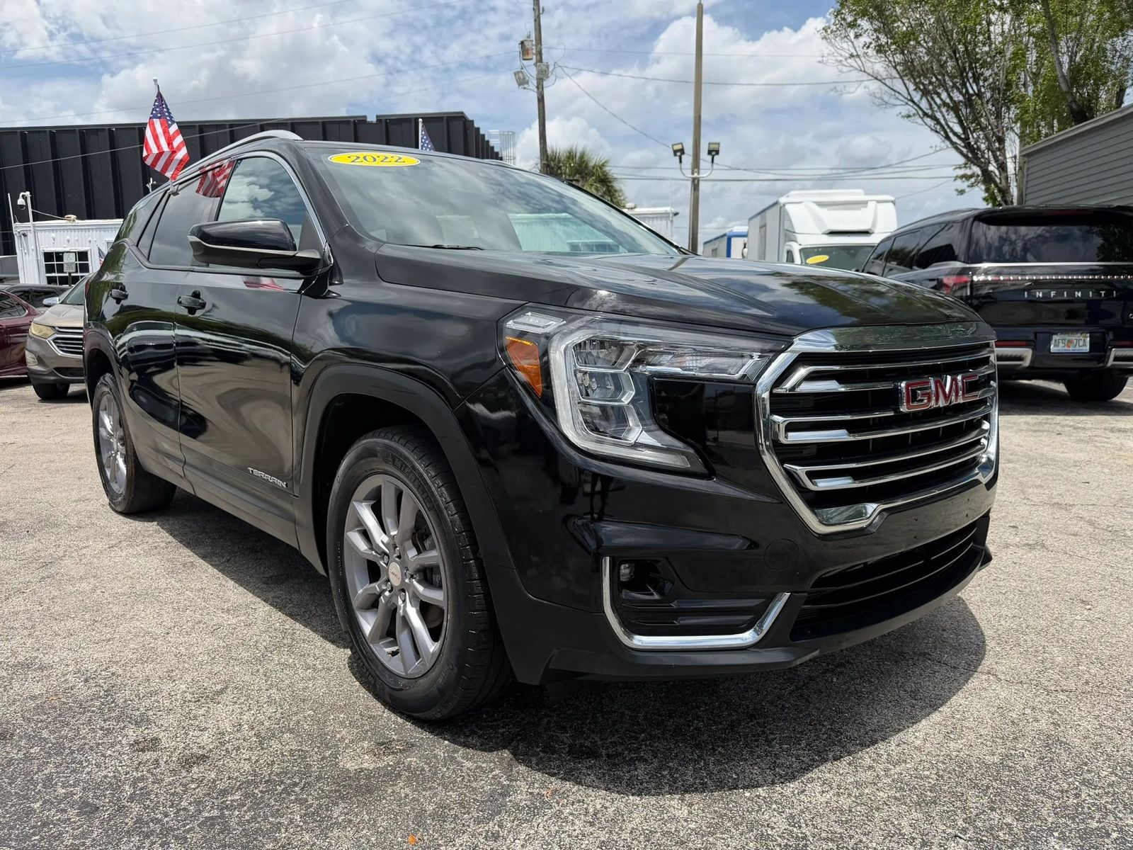 2022 GMC TERRAIN SLT - 1