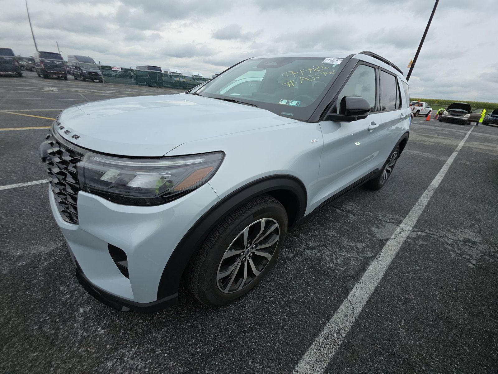 2026 FORD EXPLORER ST-Line - 1