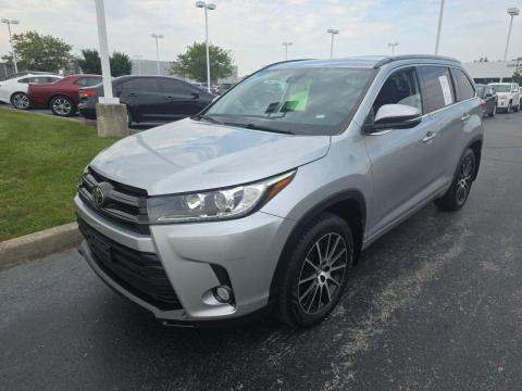 2018 TOYOTA HIGHLANDER SE - 1