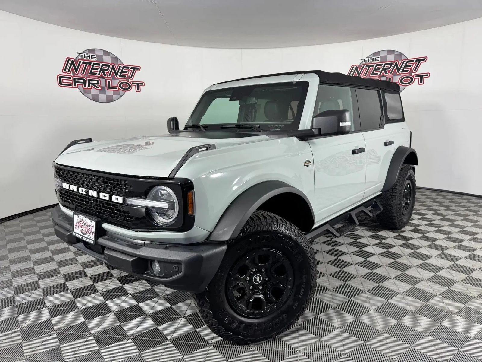 2022 FORD BRONCO - 1