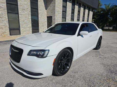2019 CHRYSLER 300 S - 1