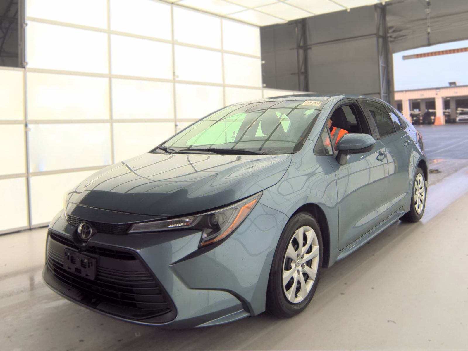 2026 TOYOTA COROLLA LE - 1
