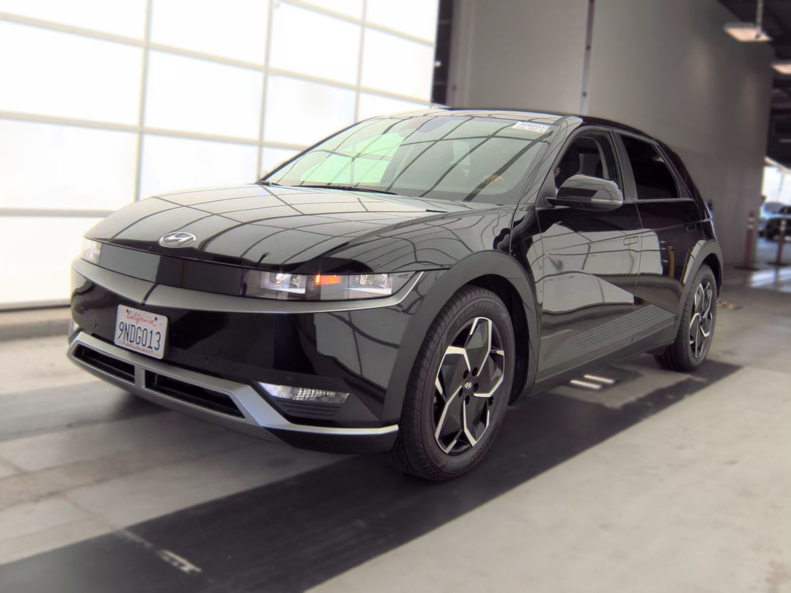 2024 HYUNDAI IONIQ 5 SEL - 1