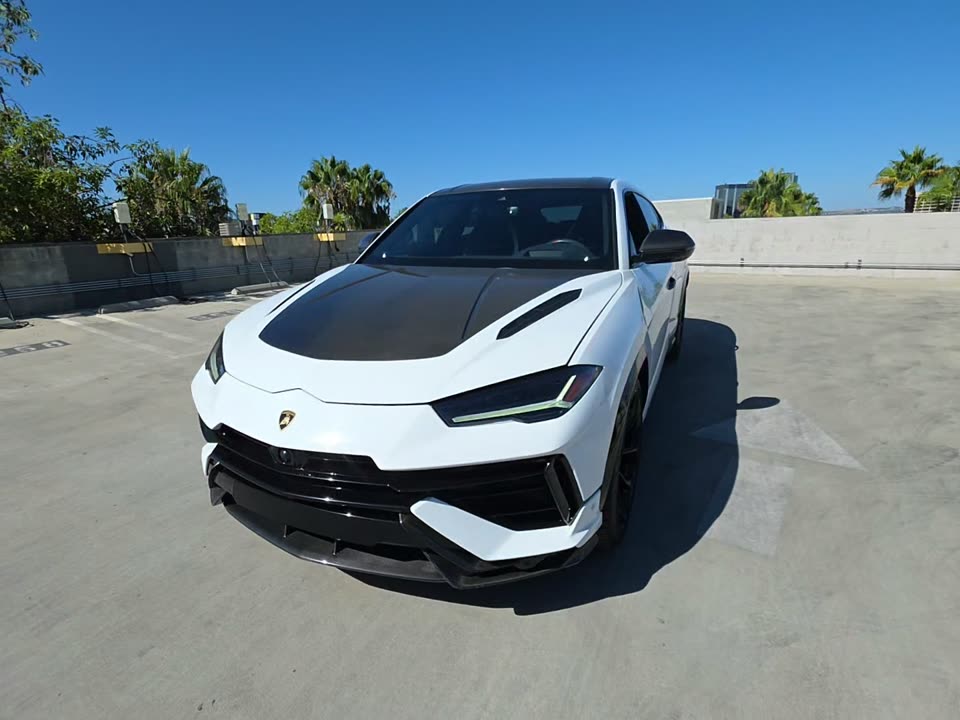 2023 LAMBORGHINI URUS Performante - 1