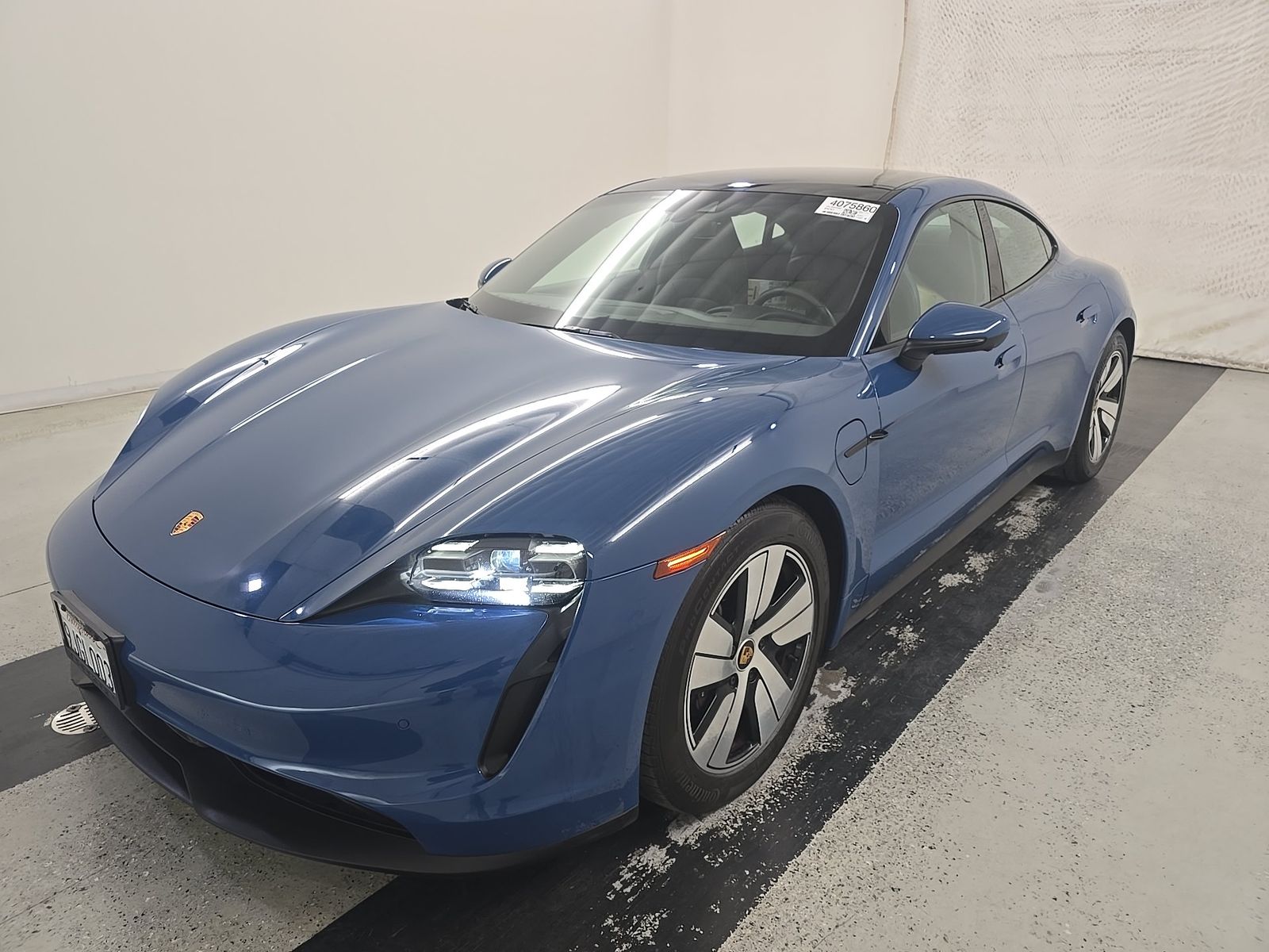 2024 PORSCHE TAYCAN Base - 1